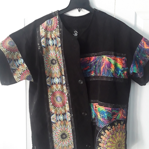 Unique one of a kind handmade needlecord size large beautiful shirt - Picture 6 of 16